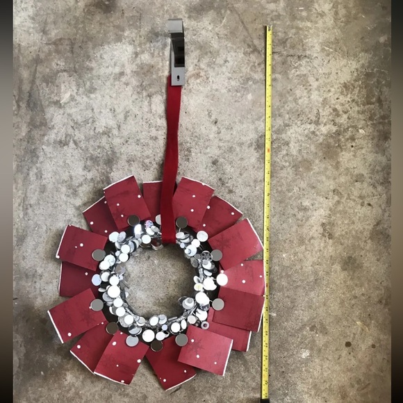 Starbucks Coffee In Store 2007 Holiday Wreath With Felt Hanger and Metal Hook - Picture 6 of 7